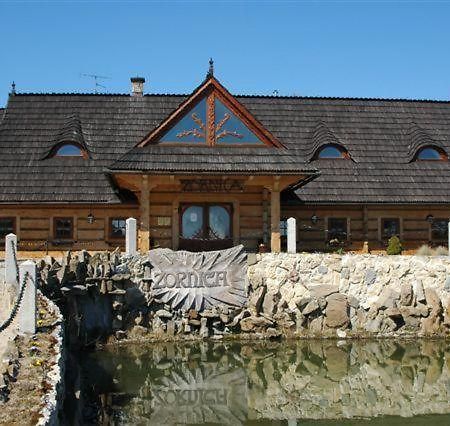 Hotel Zornica Poczesna 외부 사진