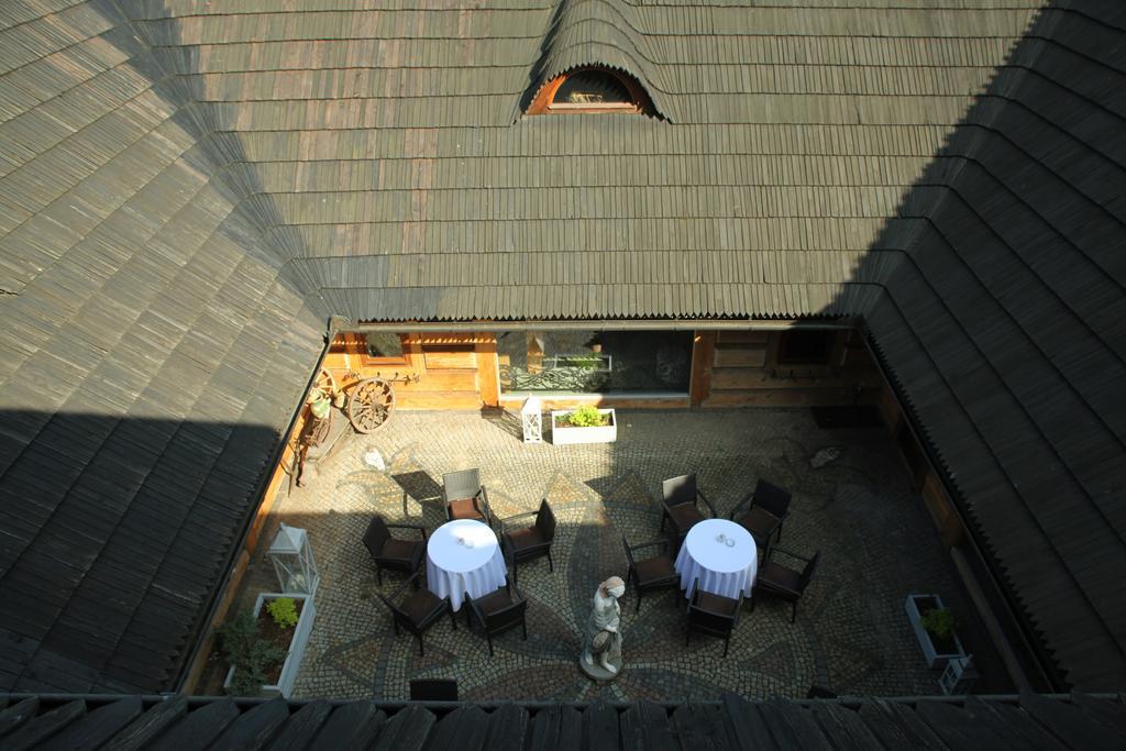 Hotel Zornica Poczesna 외부 사진