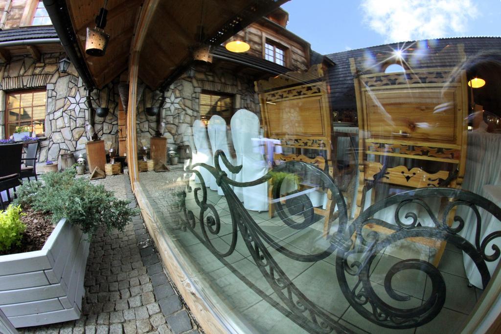 Hotel Zornica Poczesna 외부 사진