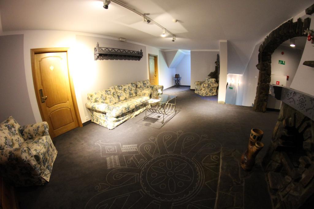 Hotel Zornica Poczesna 외부 사진